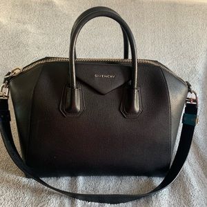 Givenchy Medium Antigona' Sugar Leather Satchel